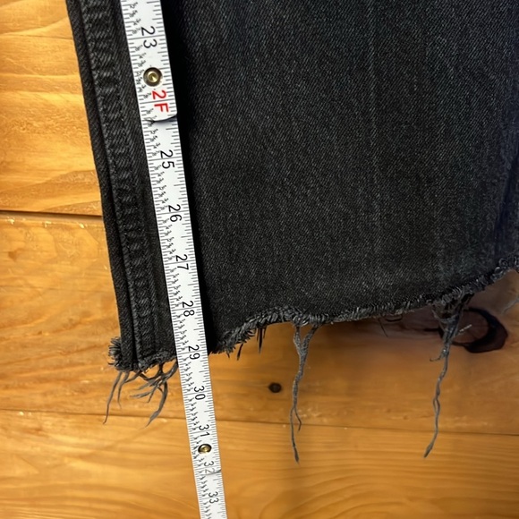 ZARA Womens Black Staright Leg Raw Hem Jeans Denim Size 2 Goth Grunge Streetwear - Picture 4 of 9